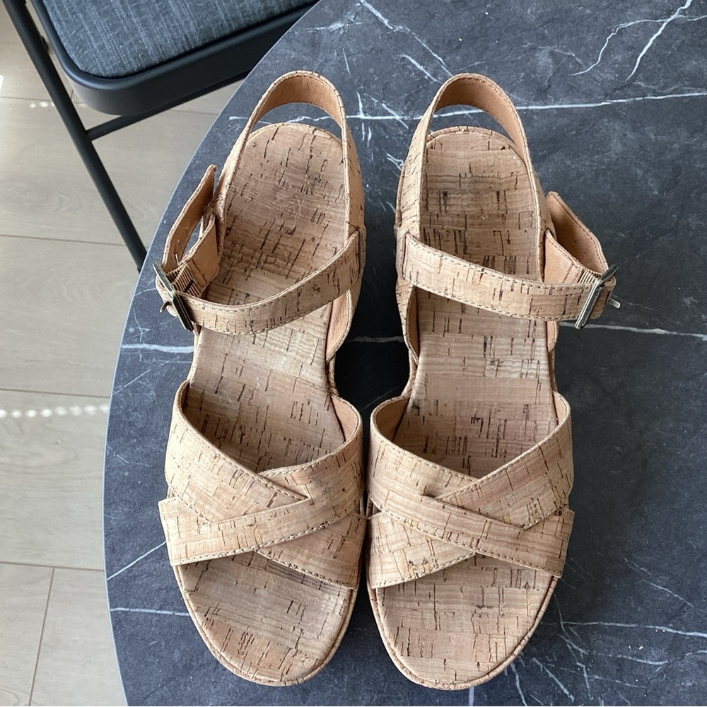 Korks Denica Women's Cork Wedge Sandals, sz 9